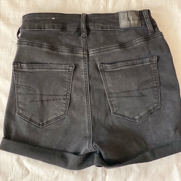 AE Next Level High V-rise Denim Short-short- like new - Picture 4 of 6